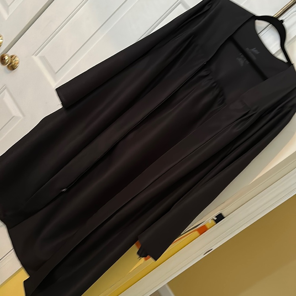 Black cap and gown